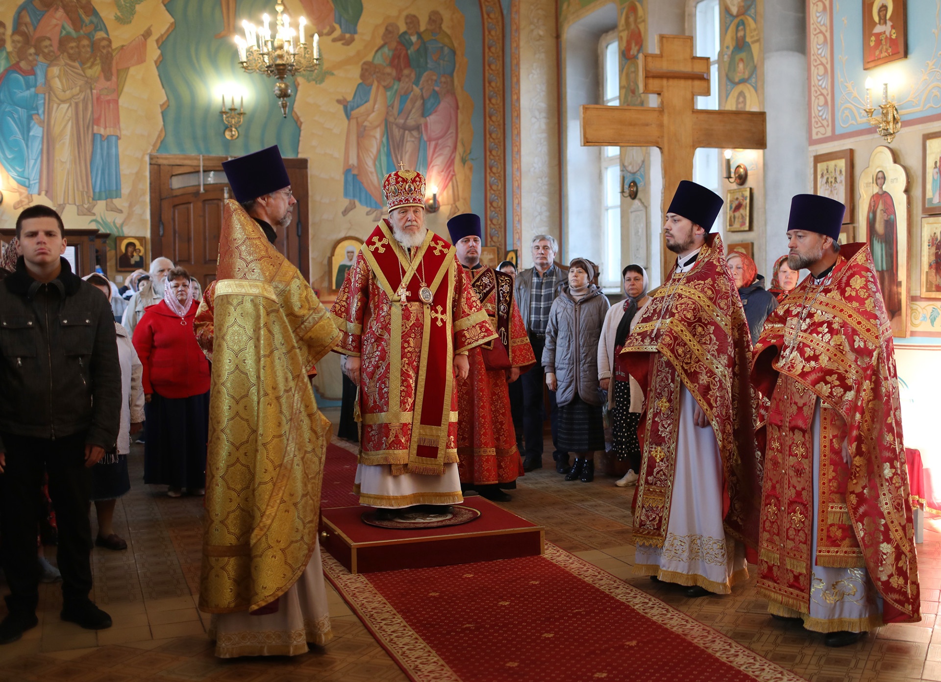 Архиерейское богослужение в Ивановском 